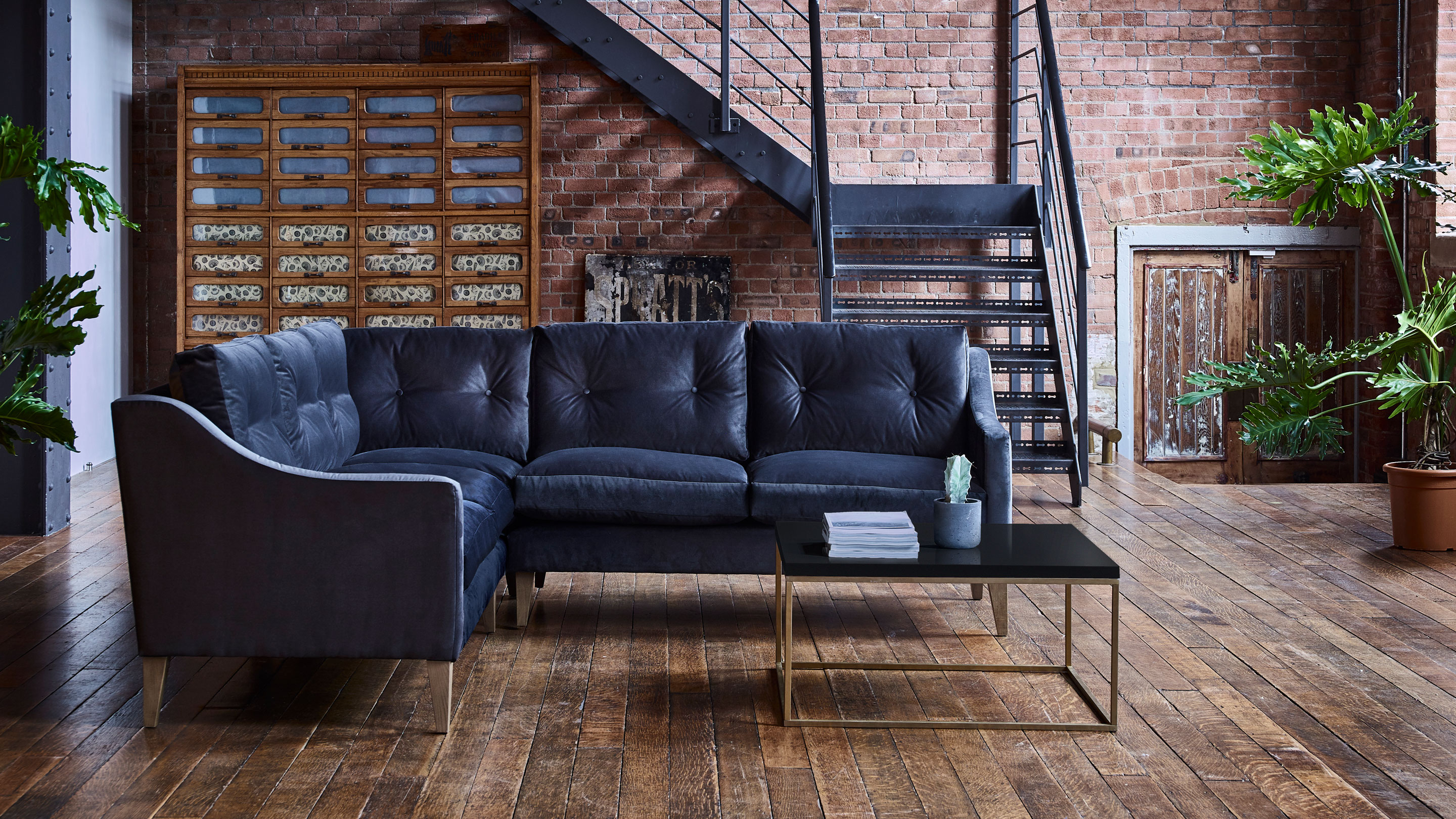 Living Room Furniture For Dark Wood, Sofa On Hardwood Floor