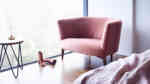 Elton snuggler pink chair